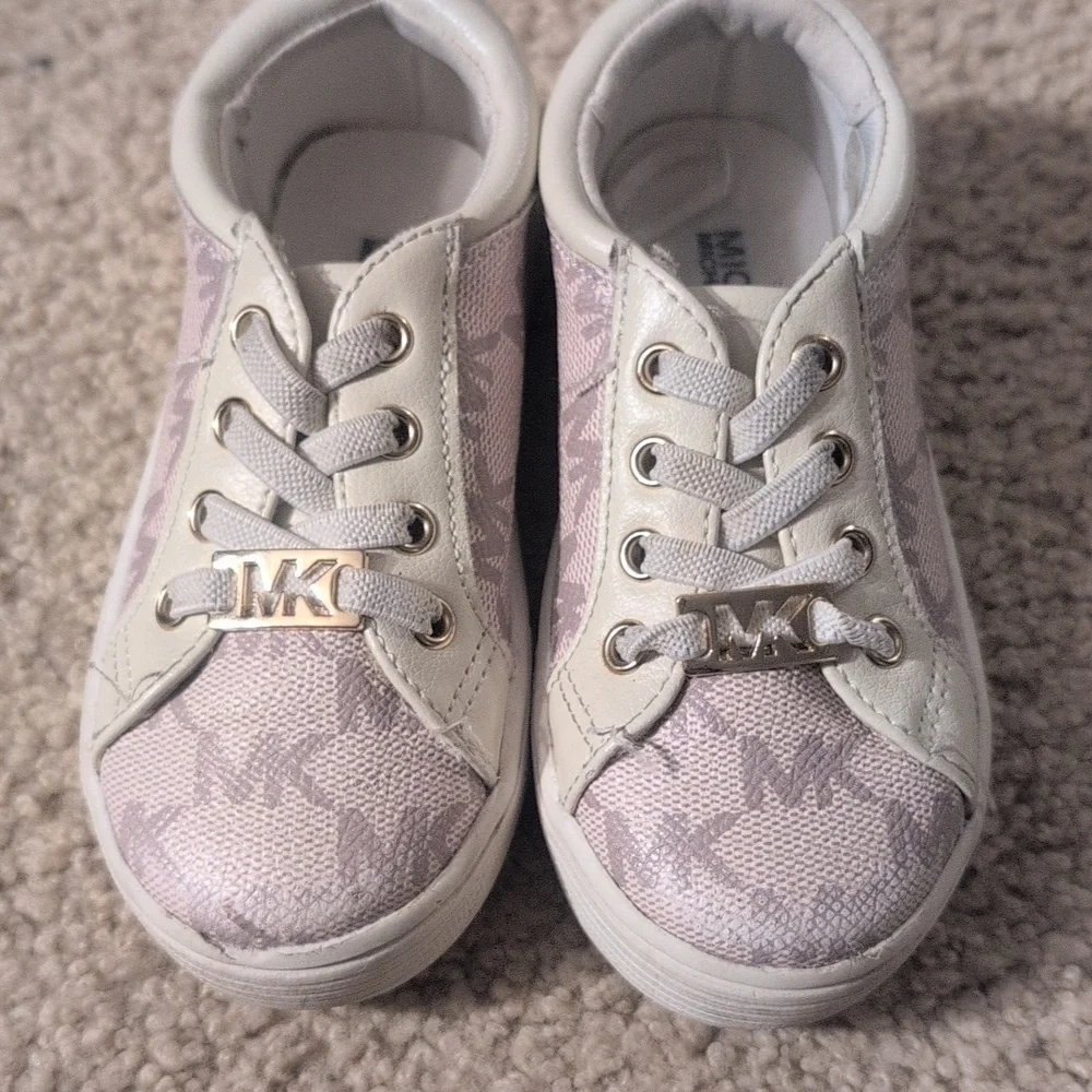 Michael Kors Pull On Logo Sneakers Size Toddler Size 7